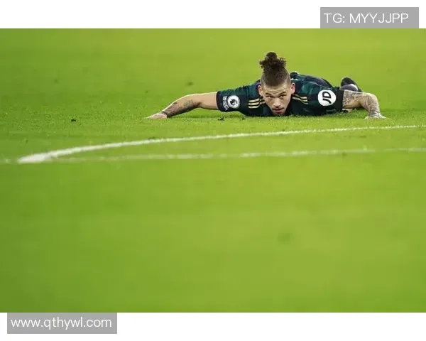 为什么本垒板后方的背景色调必须严格遵守大联盟的色彩科学标准