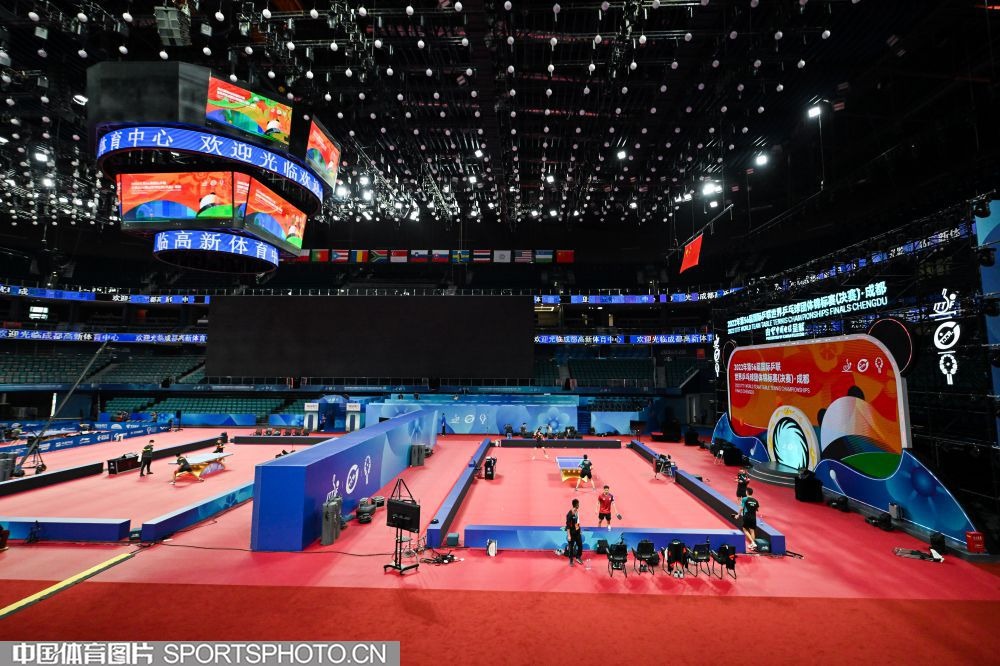 莫布利暴扣准绝杀！骑士三杀76人 恩比德33分泰森39+7三分生涯新高